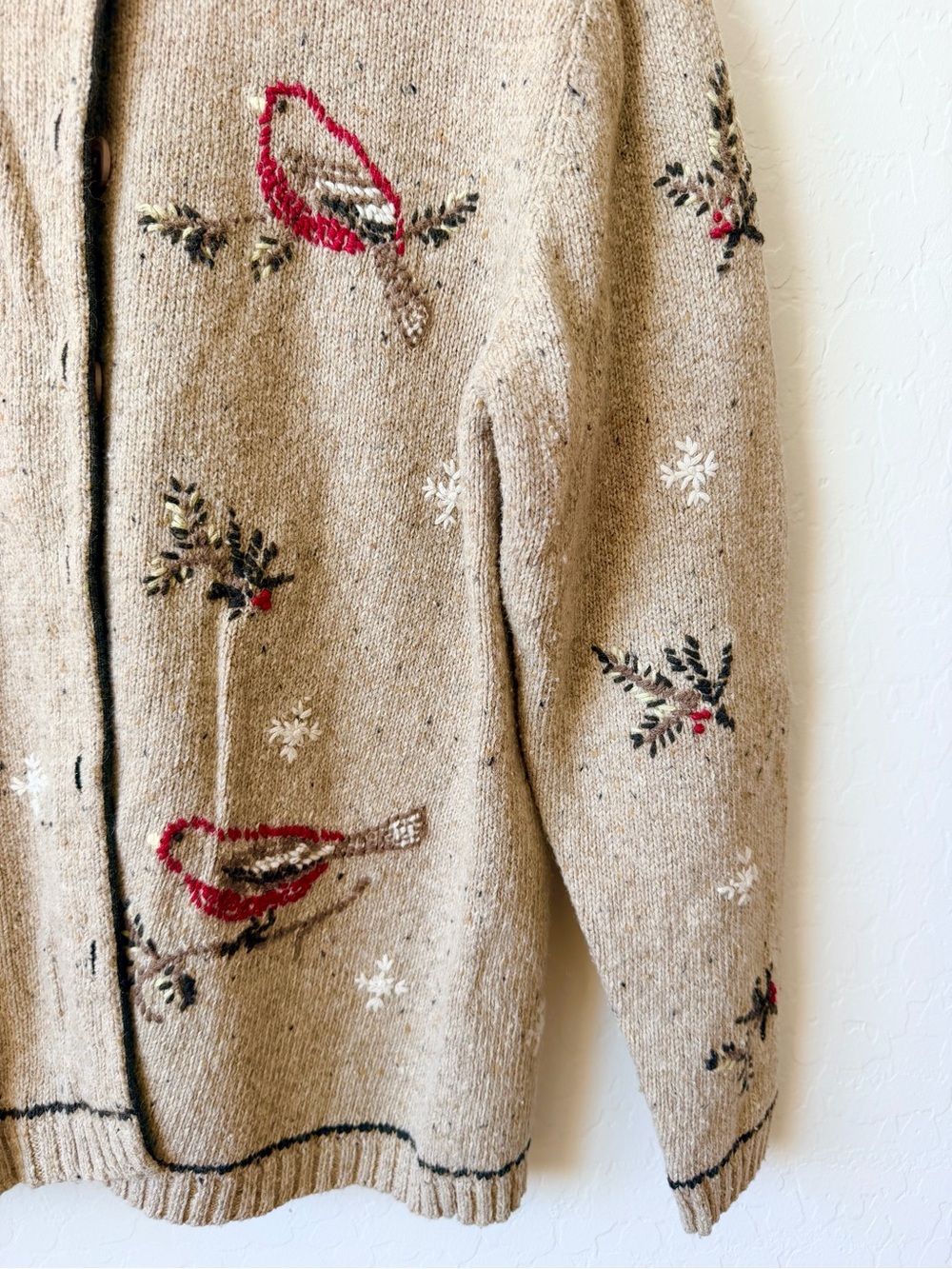 Classic Beige Bird-Embroidered Women's Cardigan Sweater - Picture 3 of 5